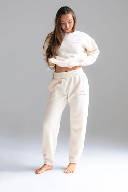 The B&B Off Duty Sweat Set in Oyster